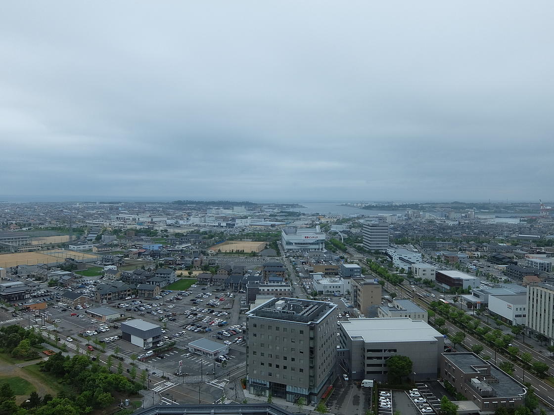 石川県庁の展望室からの眺め2